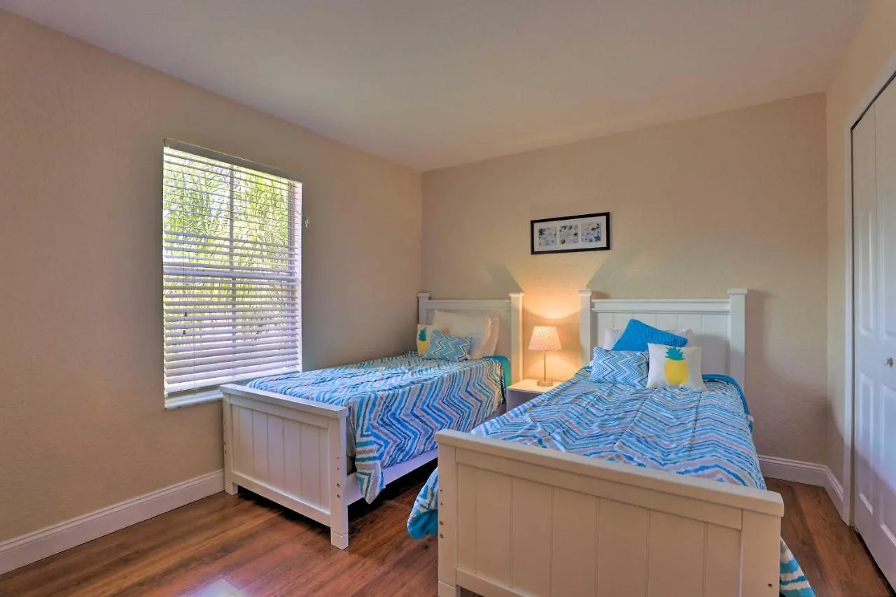 Family-Friendly Regal Palms Resort Townhome! Davenport Holiday home